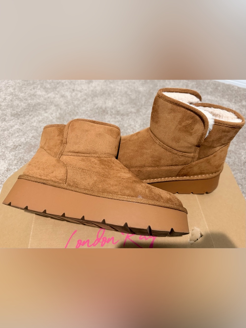 London Rag Women's Tan Suede Faux-Fur Platform Slippers